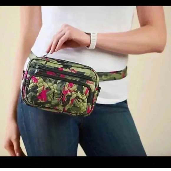 Lug Carousel crossbody/belt bag - Picture 6 of 7